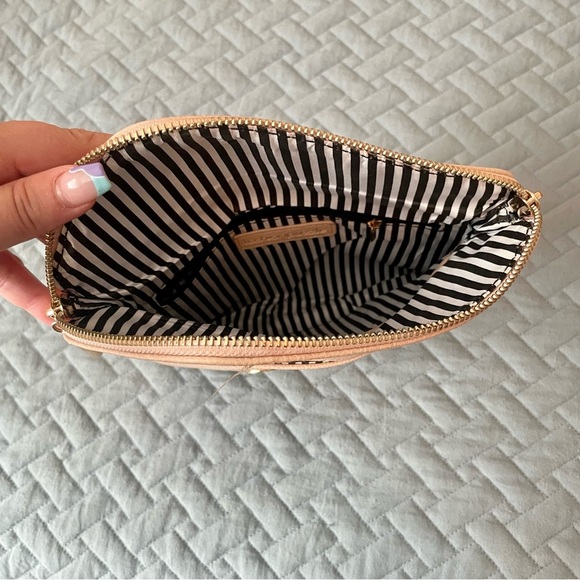 Envelope Wristlet Clutch - Picture 5 of 7